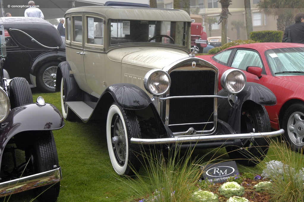 1928 Pierce-Arrow Model 81